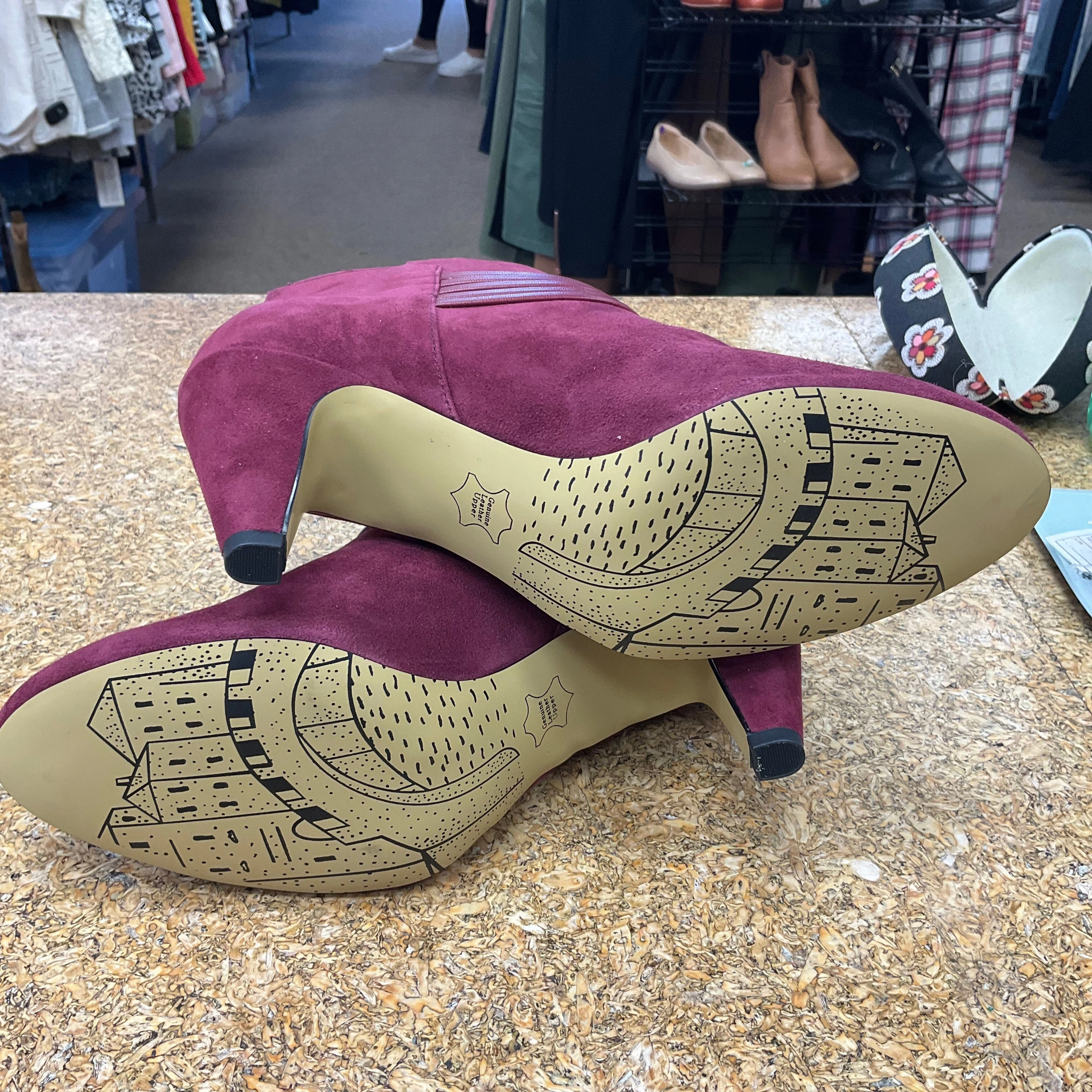 Boots Ankle Heels By Bella vita In Maroon, Size: 9