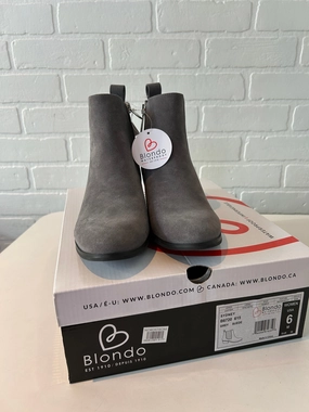 Boots Ankle Heels By Blondo In Grey, Size: 6
