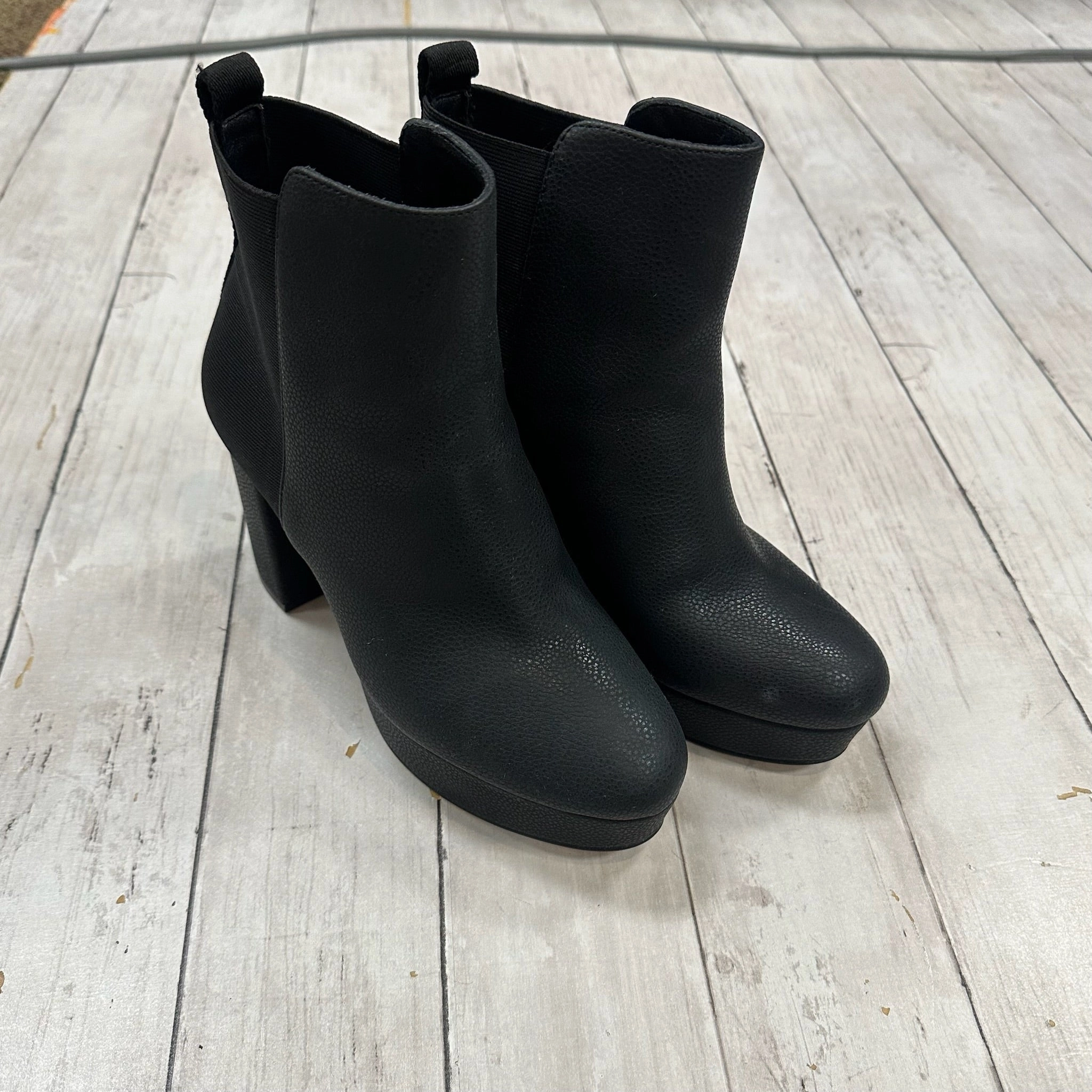 Boots Ankle Heels By Mix No 6 In Black, Size: 7
