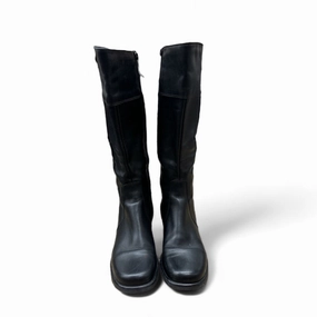 Boots Knee Flats By Clothes Mentor In Black, Size: 7.5