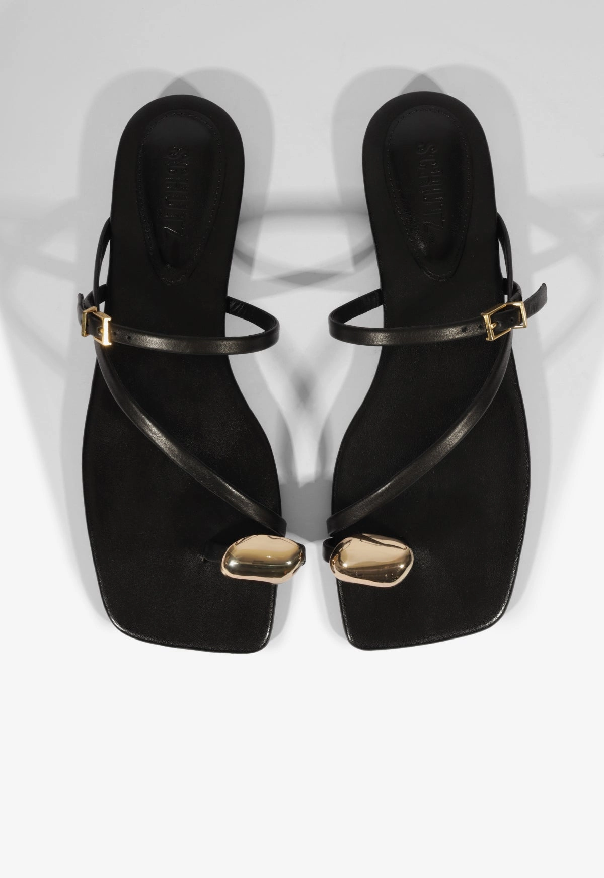 Elysa Sandal