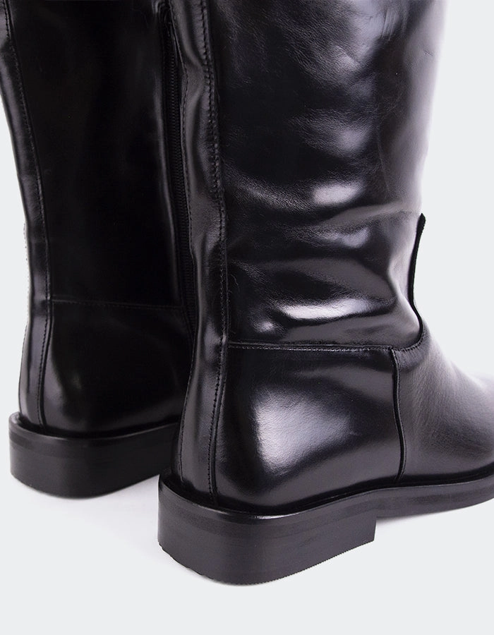 Lherma Black Leather