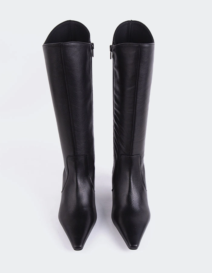 Odyssia Black Leather