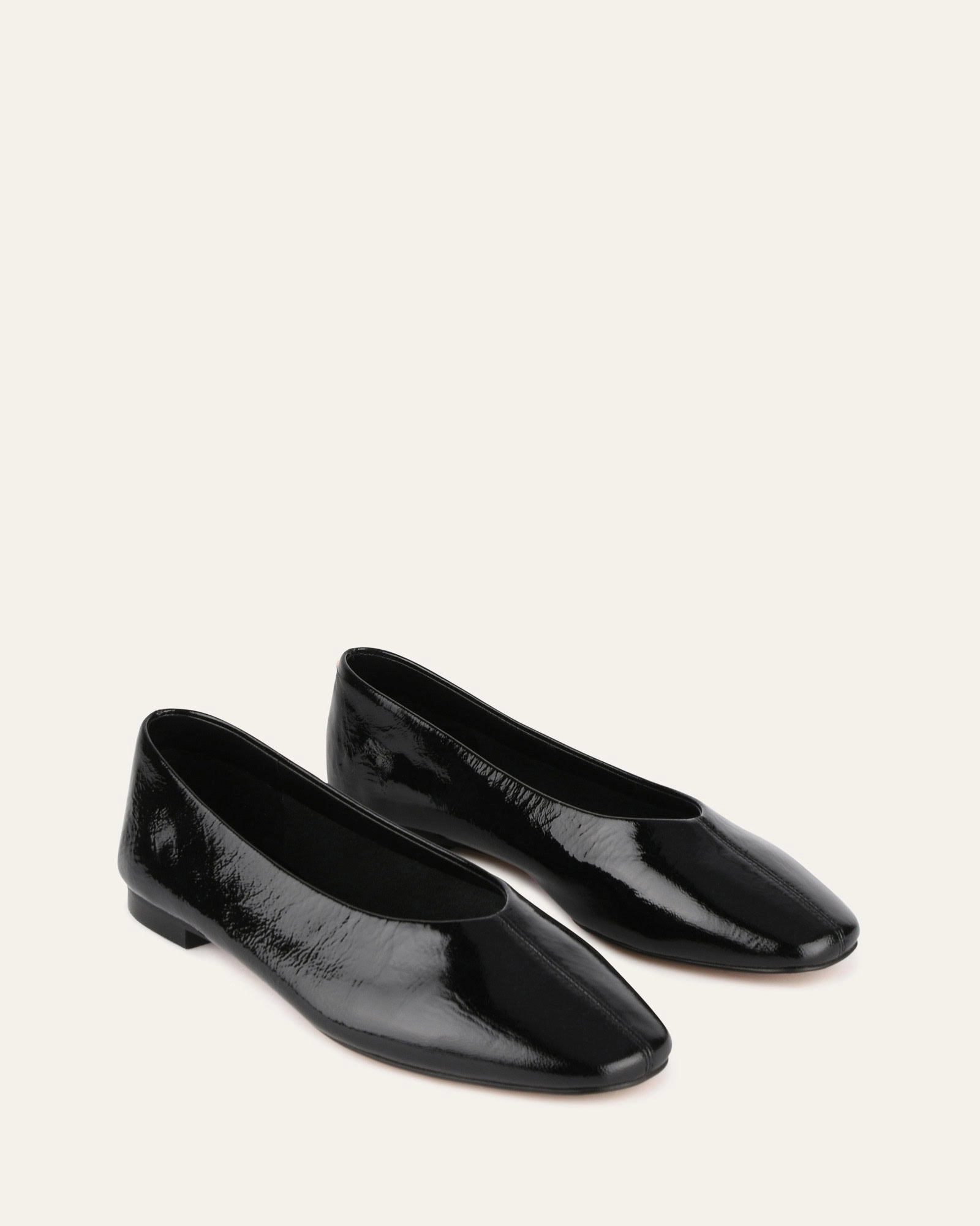 POSIE CASUAL FLATS BLACK CRINKLE PATENT