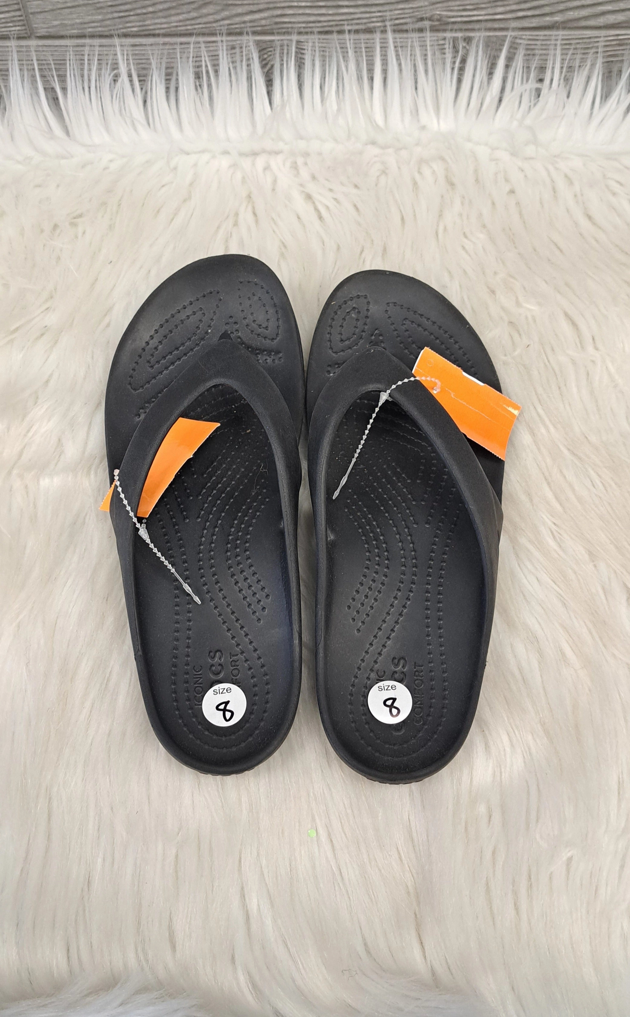 Sandals Flip Flops By Crocs In Black, Size: 8