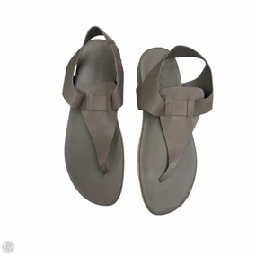 Sandals Flip Flops By Vince In Grey, Size: 9.5