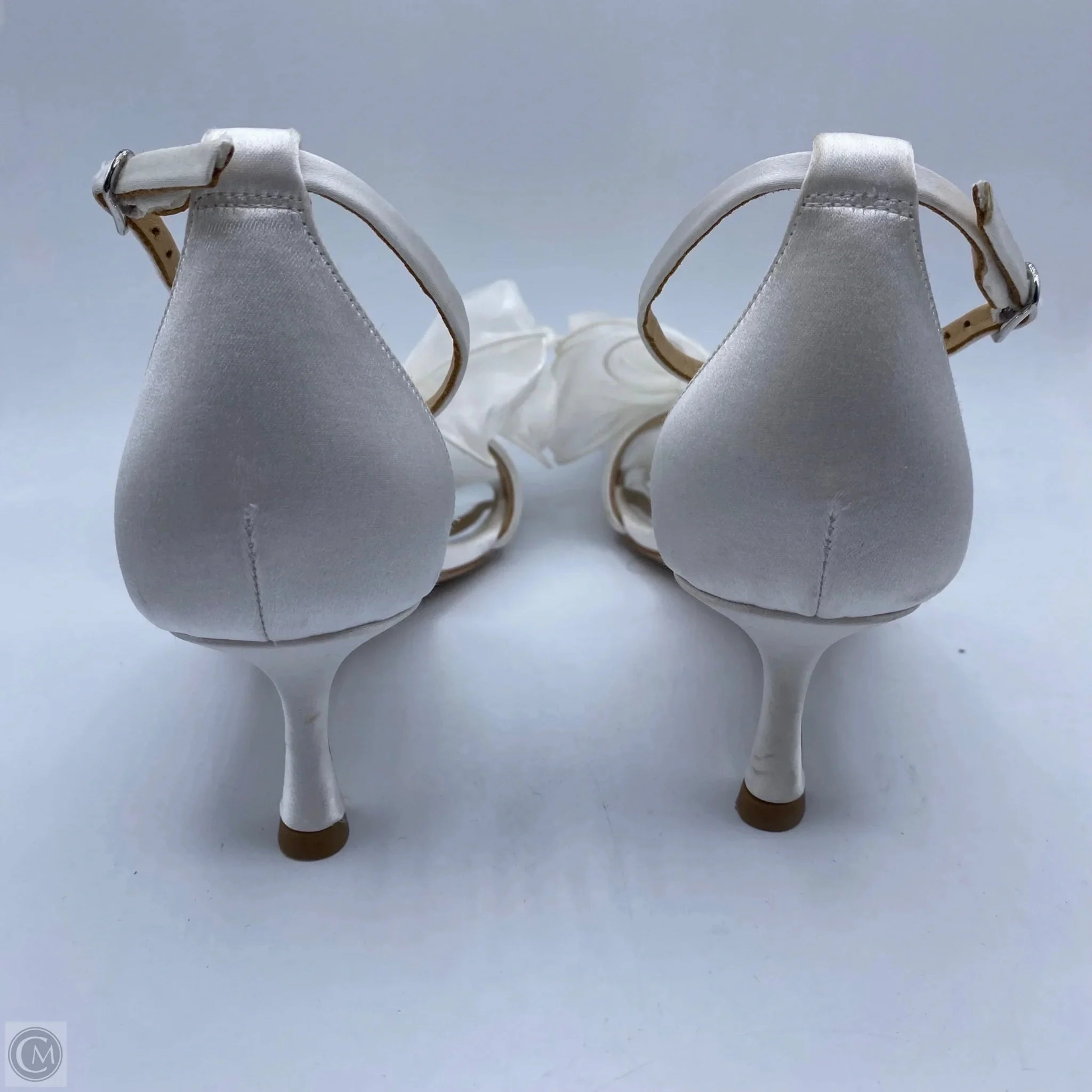 Sandals Heels Kitten By Badgley Mischka In White, Size: 9