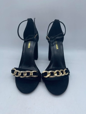 Women's Fashion Nova Heels. 7.5
